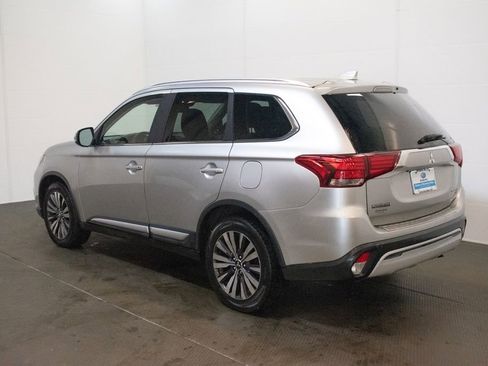 Used 2019 Mitsubishi Outlander AWD image 6