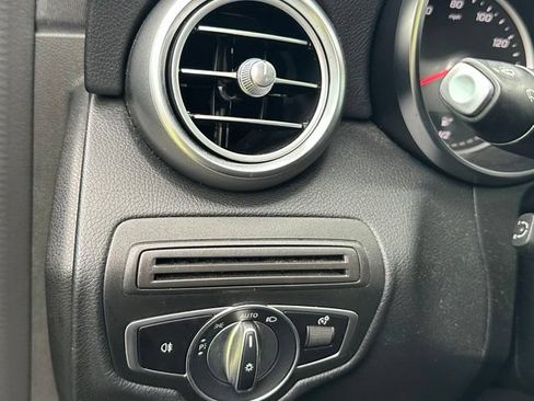 Certified 2020 Mercedes-Benz GLC 300 4MATIC image 24