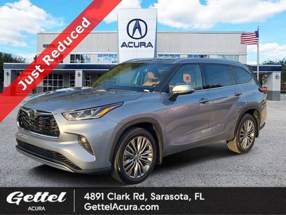 Used 2021 Toyota Highlander Platinum