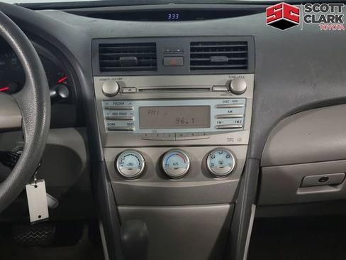 Used 2009 Toyota Camry LE image 20