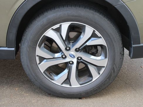 Used 2021 Subaru Outback Touring XT image 30