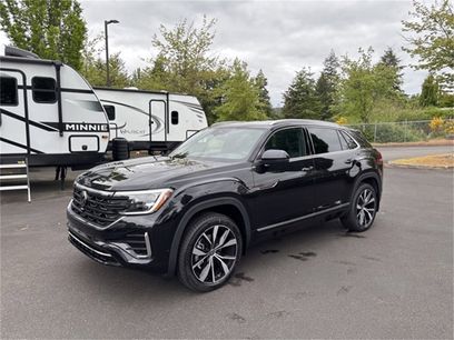 New 2025 Volkswagen Atlas Cross Sport SEL Premium R-Line