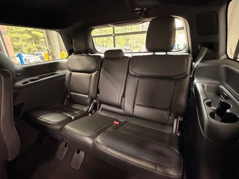 Used 2025 Ford Expedition Platinum w/ Stealth Appearance Package AWD/4WD image 22