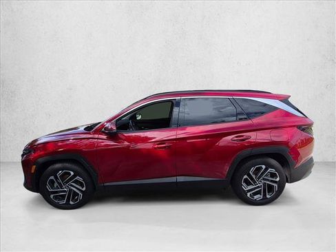 Used 2025 Hyundai Tucson Limited FWD image 9