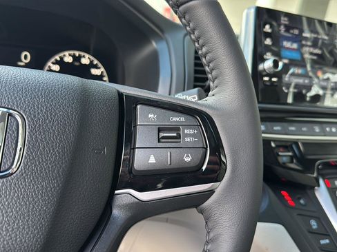 New 2026 Honda Odyssey EX-L image 17