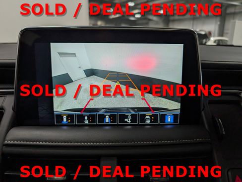 Used 2022 GMC Yukon SLT w/ SLT Premium Package image 29