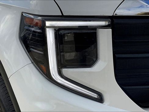 Used 2024 GMC Sierra 1500 Pro w/ Pro Value Package image 33