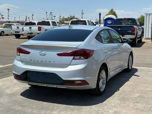Used 2019 Hyundai Elantra SEL FWD image 8