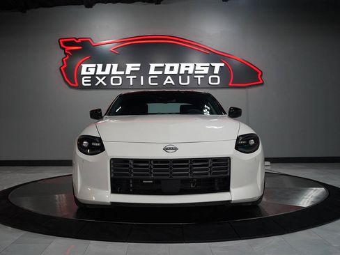Used 2025 Nissan Z Sport w/ Floor Mat Package RWD image 12