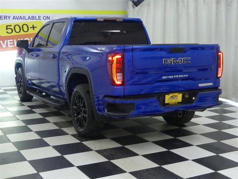 Used 2022 GMC Sierra 1500 Elevation w/ LPO, Elevation Black Package image 5