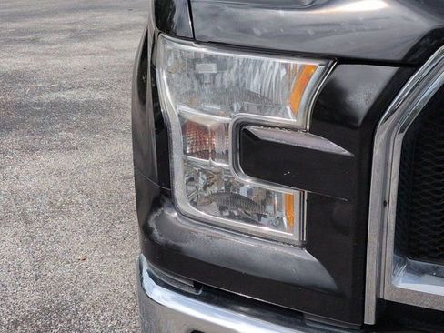 Used 2017 Ford F150 XLT AWD/4WD image 9