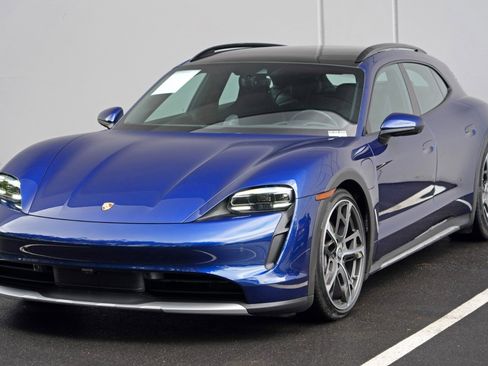Used 2022 Porsche Taycan 4 Cross Turismo AWD/4WD image 51