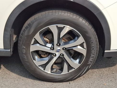 Used 2022 Subaru Outback Limited AWD/4WD image 8
