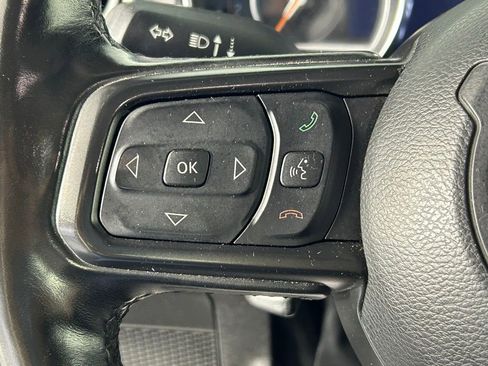 Used 2022 Jeep Gladiator Sport AWD/4WD image 25