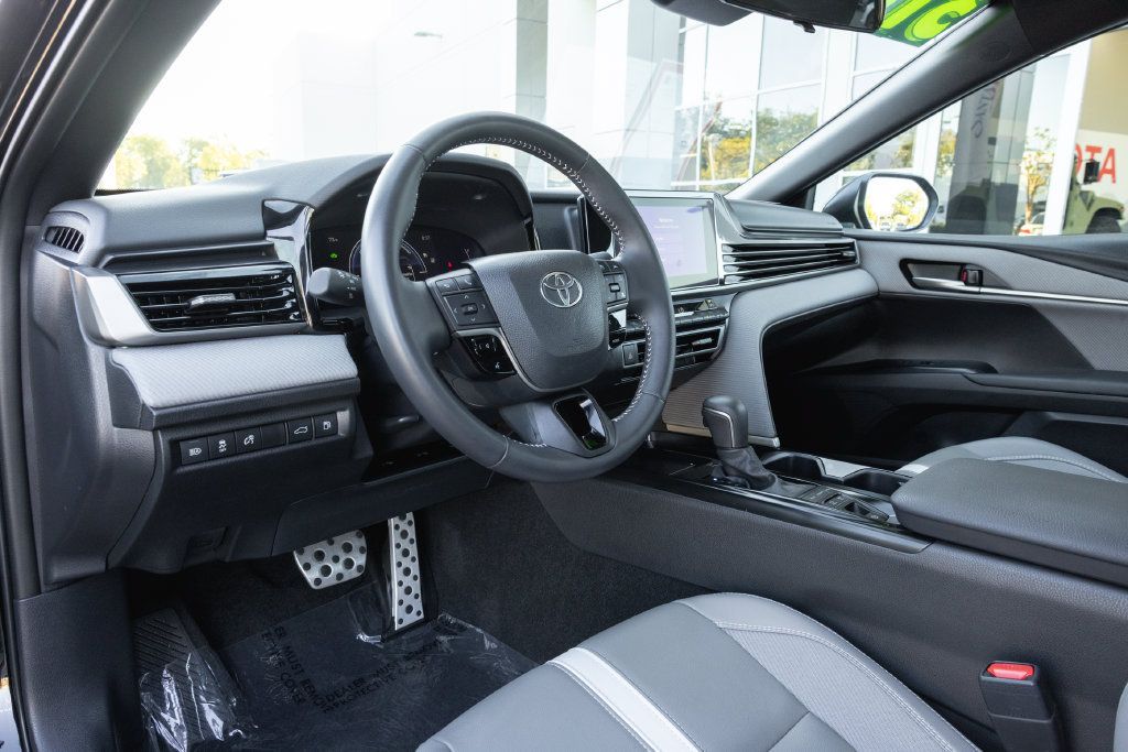 Certified 2026 Toyota Camry SE FWD image 10
