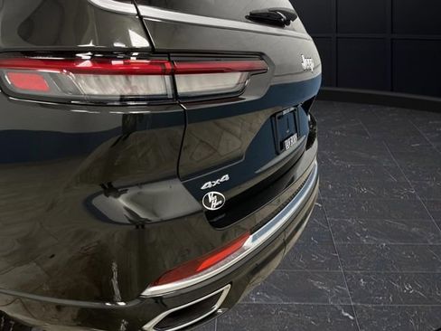 Used 2024 Jeep Grand Cherokee L Summit image 40