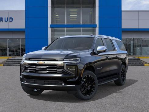 New 2026 Chevrolet Suburban Premier AWD/4WD image 6