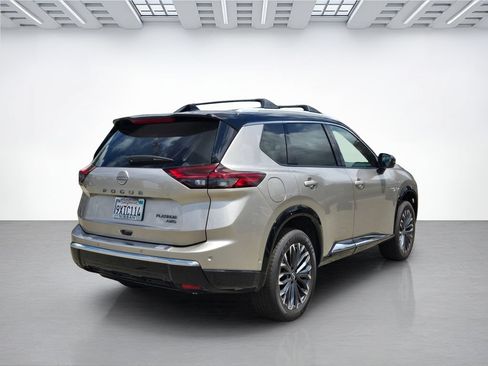 Certified 2026 Nissan Rogue Platinum w/ Platinum Premium Package AWD/4WD image 4