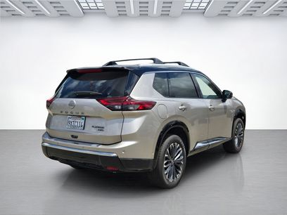 Certified 2026 Nissan Rogue Platinum w/ Platinum Premium Package