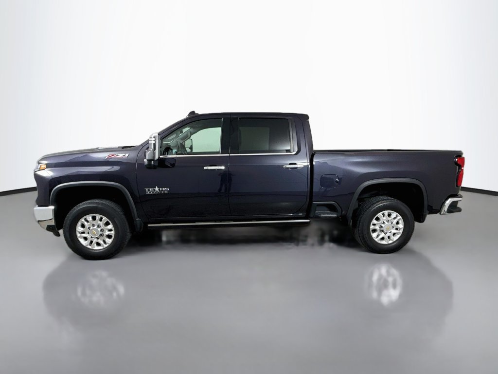 Used 2024 Chevrolet Silverado 2500 LTZ w/ LTZ Premium Texas Edition AWD/4WD image 4