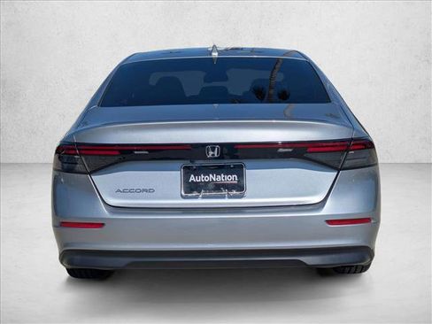 Used 2023 Honda Accord EX image 7