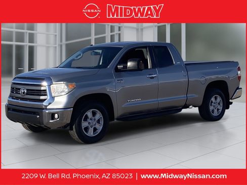 Used 2015 Toyota Tundra SR5 image 1