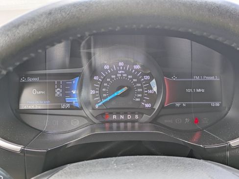 Used 2019 Ford Edge SEL w/ Equipment Group 201A AWD/4WD image 11