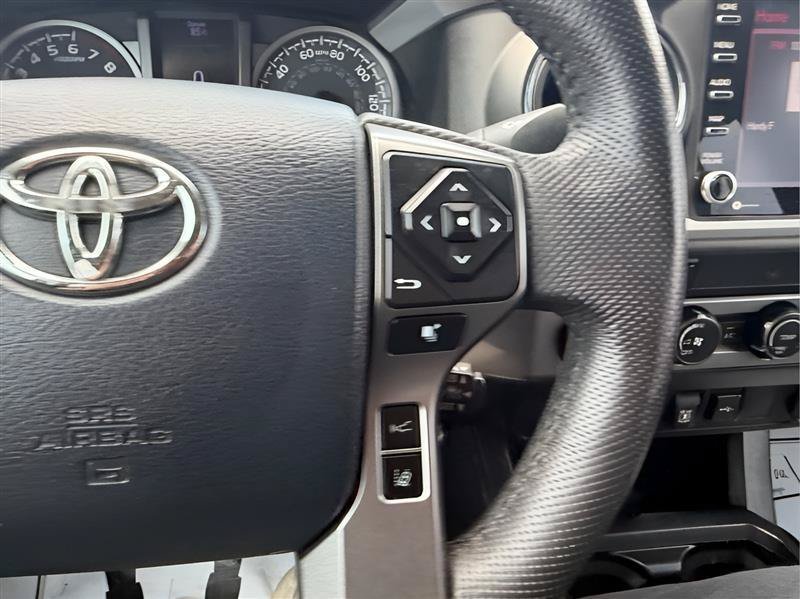 Used 2020 Toyota Tacoma SR5 AWD/4WD image 45