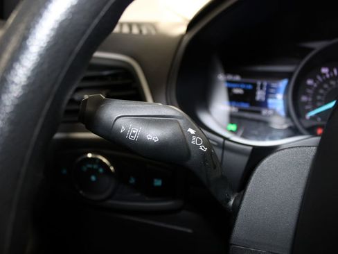 Used 2022 Ford Edge SE w/ Black Appearance Package image 35