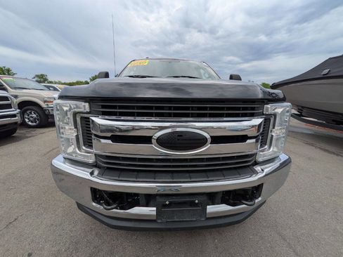 Used 2019 Ford F250 XLT w/ Snow Plow Prep Package AWD/4WD image 4