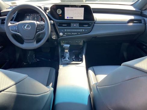 Used 2023 Lexus ES 350 w/ Premium Package image 11