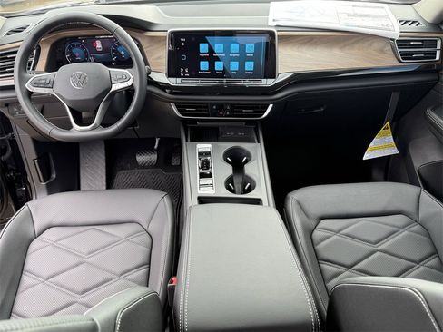 New 2026 Volkswagen Atlas SE image 26