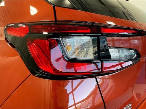 Used 2024 Subaru Crosstrek 2.0i Premium AWD/4WD image 35