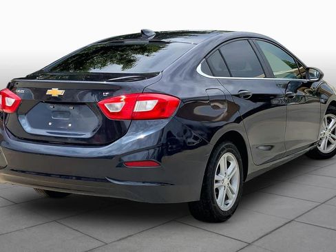 Used 2016 Chevrolet Cruze LT FWD image 13