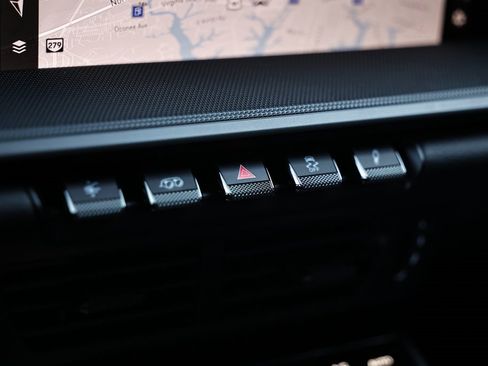 Certified 2025 Porsche 911 Carrera image 43