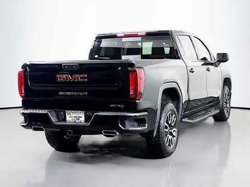 Used 2022 GMC Sierra 1500 AT4 w/ AT4 Preferred Package image 8