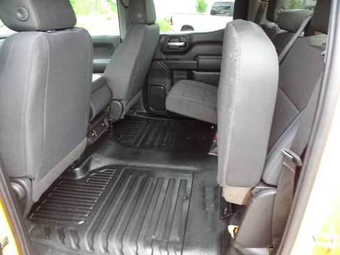 Used 2019 Chevrolet Silverado 1500 4x4 Crew Cab w/ WT Convenience Package image 27