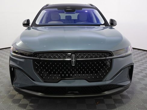 New 2026 Lincoln Nautilus Reserve w/ Jet Appearance Package image 10