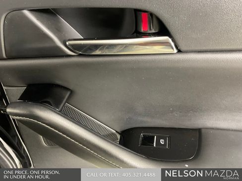 Certified 2025 MAZDA CX-30 AWD 2.5 S w/ Preferred Package image 23