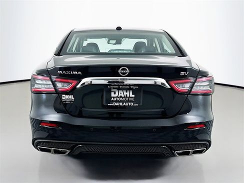Used 2023 Nissan Maxima SV w/ Floor Mat Group image 18