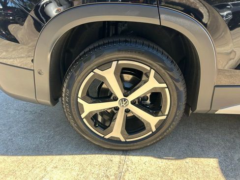 New 2026 Volkswagen Tiguan SE image 25