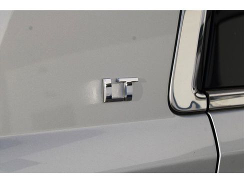 Used 2018 Chevrolet Tahoe LT image 36