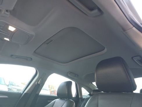 Used 2015 Ford Fusion Titanium image 10