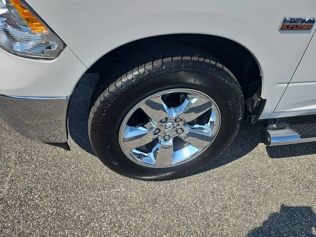 Used 2015 RAM 1500 Big Horn RWD image 9