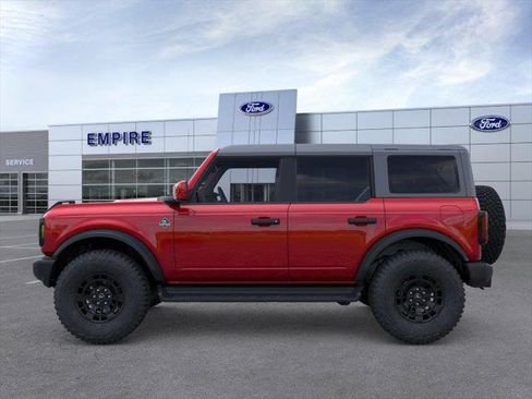 New 2026 Ford Bronco Outer Banks w/ Sasquatch Package AWD/4WD image 3