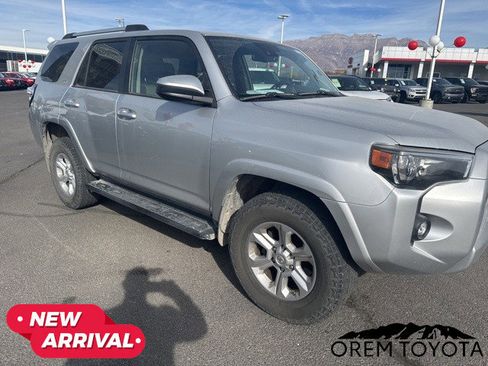 Used 2021 Toyota 4Runner SR5 image 1