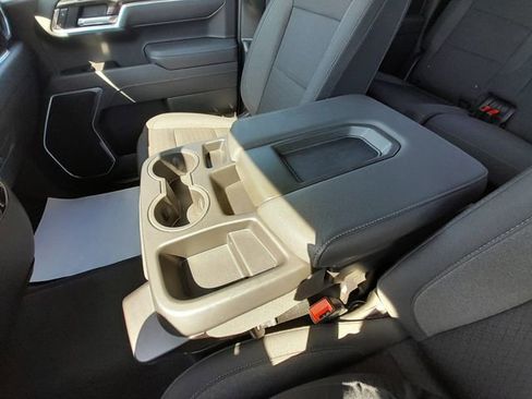 Used 2026 Chevrolet Silverado 1500 LT AWD/4WD image 28