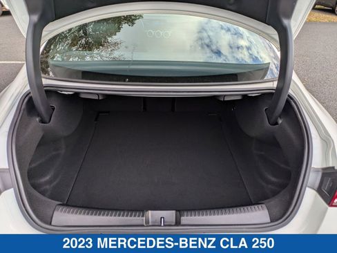 Used 2023 Mercedes-Benz CLA 250 4MATIC image 33