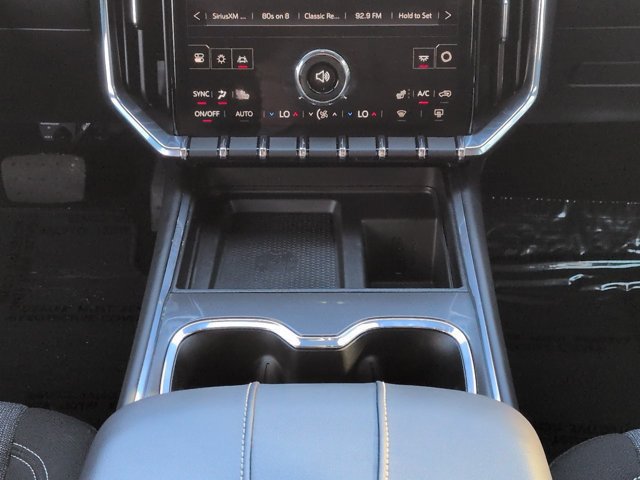 Used 2025 GMC Acadia Elevation w/ Black Edition FWD image 18