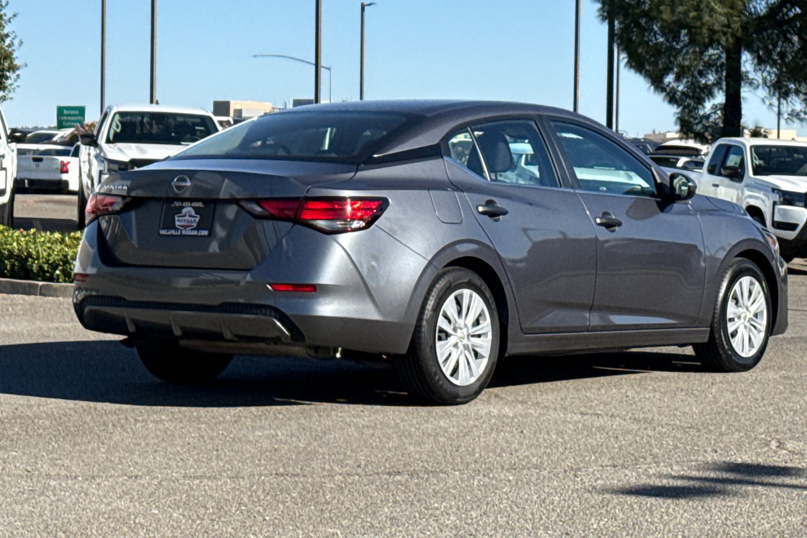 Certified 2025 Nissan Sentra S FWD image 5